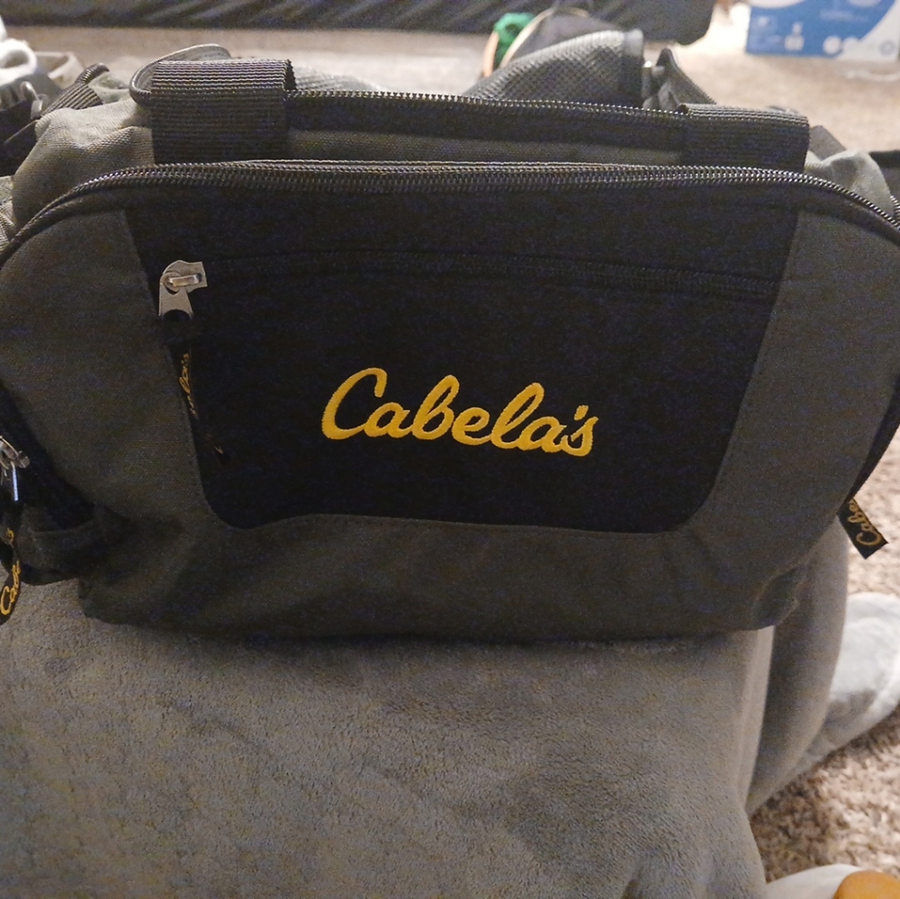 Cabelas Carry All Grey Bag